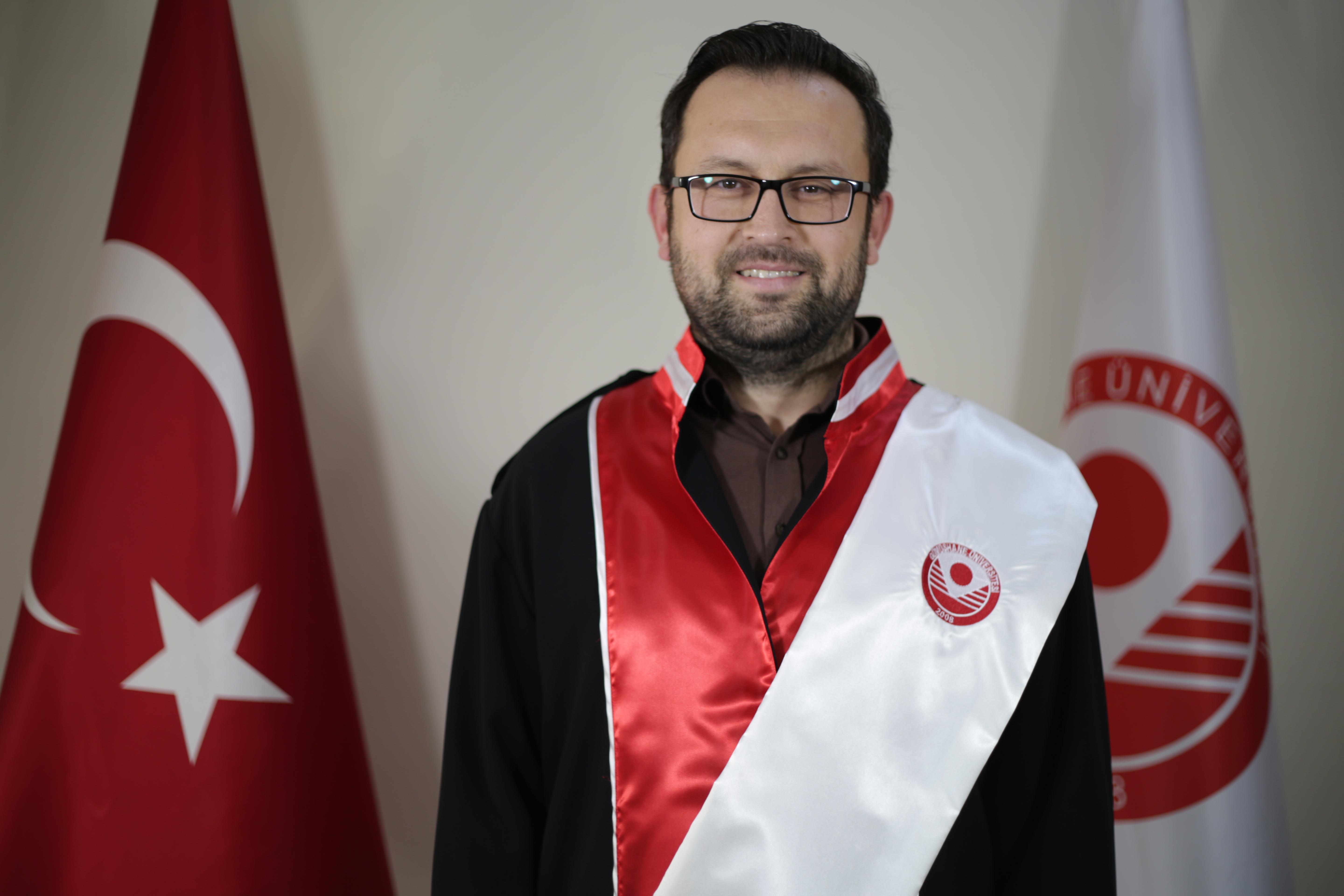 Dr. Öğr. Üyesi Osman Benk