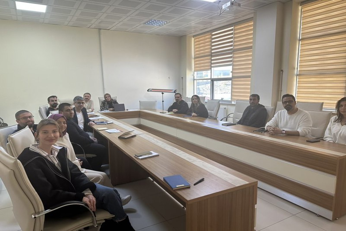 Fakültemizde Akademik Kurul Toplantısı Gerçekleştirildi