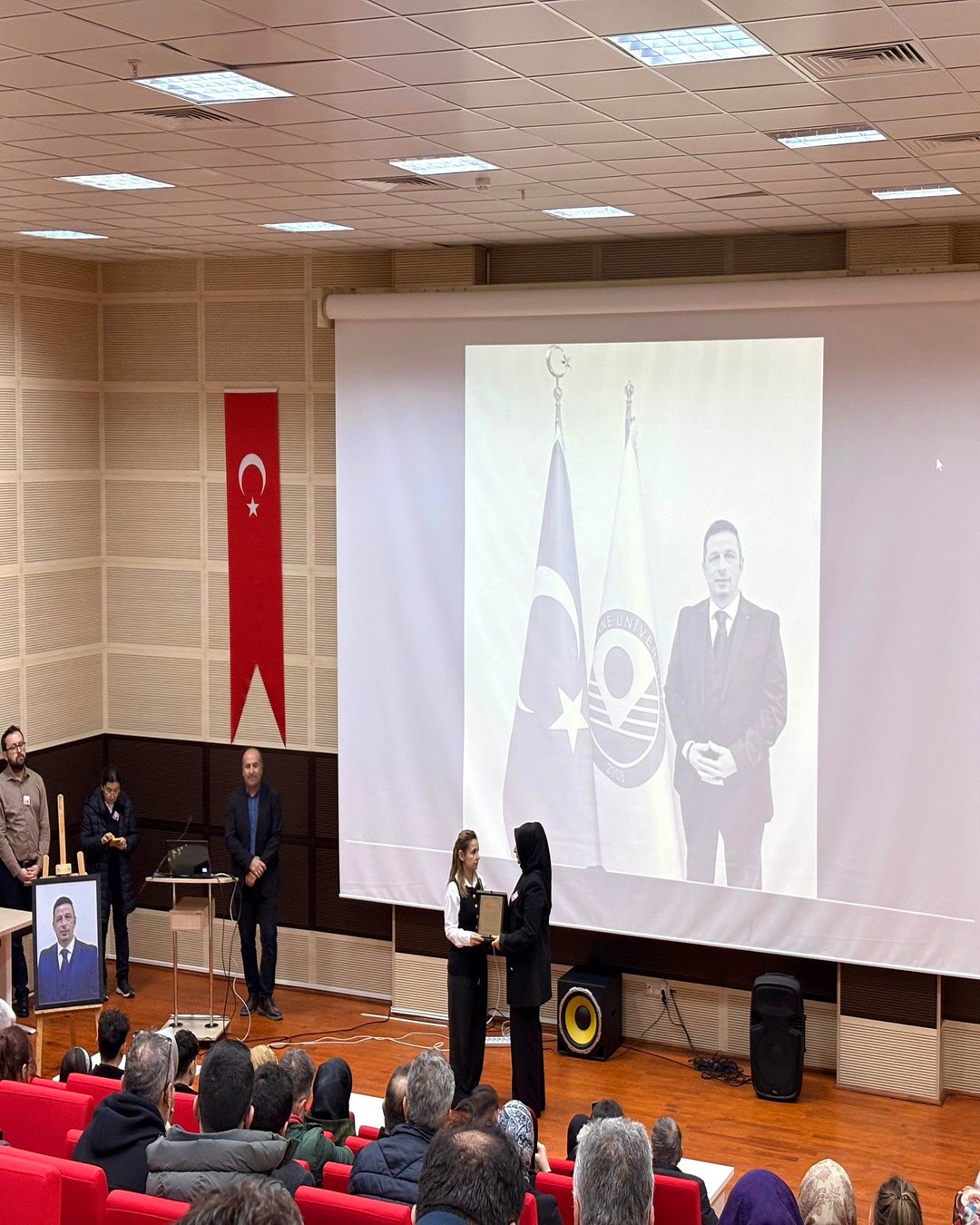 Merhum Fakülte Sekreterimiz Sultan Akyazı Anısına Tören Düzenlendi