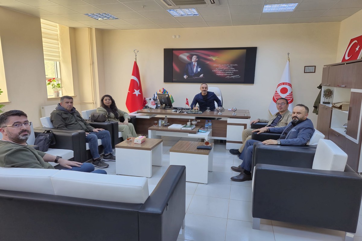 Akademik ve İdari Birimlerden İİBF Dekanlığına Tebrik Ziyaretleri
