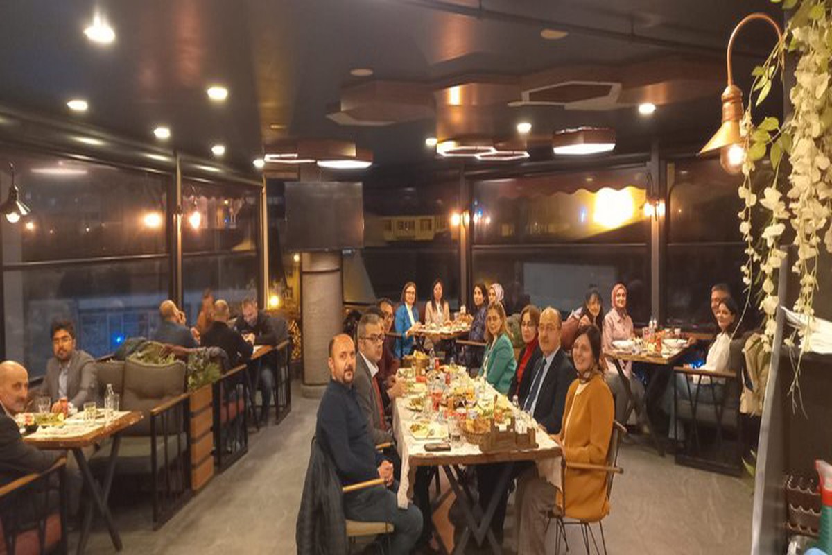 Meslek Yüksekokulumuz Tarafından İftar Programı Düzenlendi.