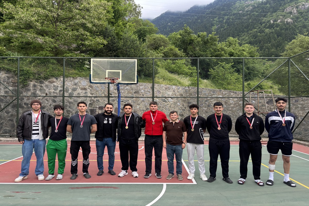 3x3 Basketbol Turnuvası Tamamlandı