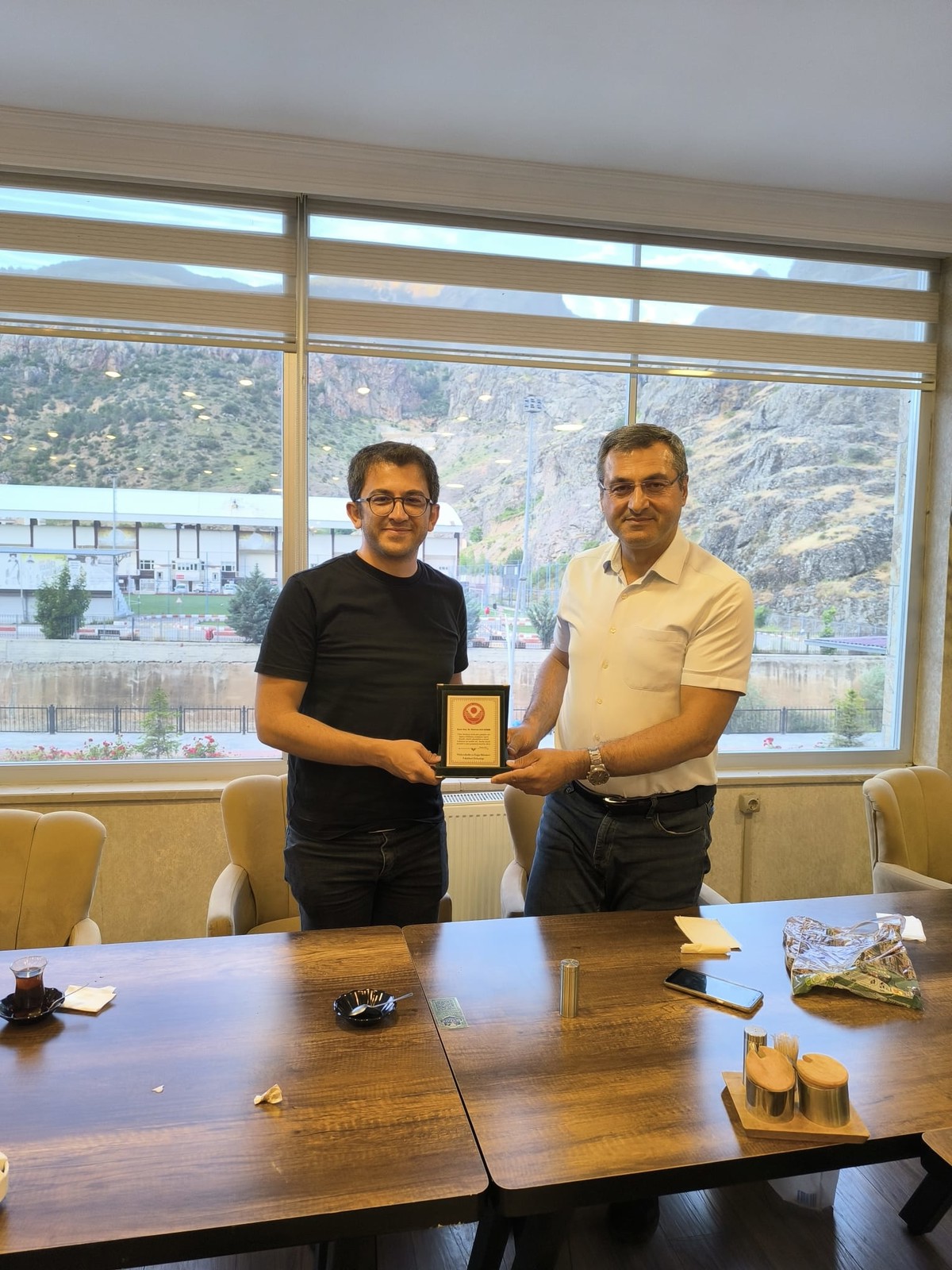 Dekan Yardımcısı Doç. Dr. Mehmet Akif Günen'e Veda Yemeği