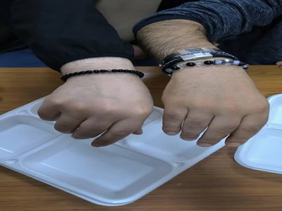 Psikoloji bölümü öğrencileri Toplum Ruh sağlığı merkezinde boncuk atölyesi düzenledi.