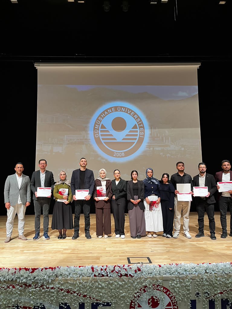 TÜBİTAK desteği almaya hak kazanan projelerde görev alan öğrencilerimiz ve akademik danışmanları ödüllerini aldı.