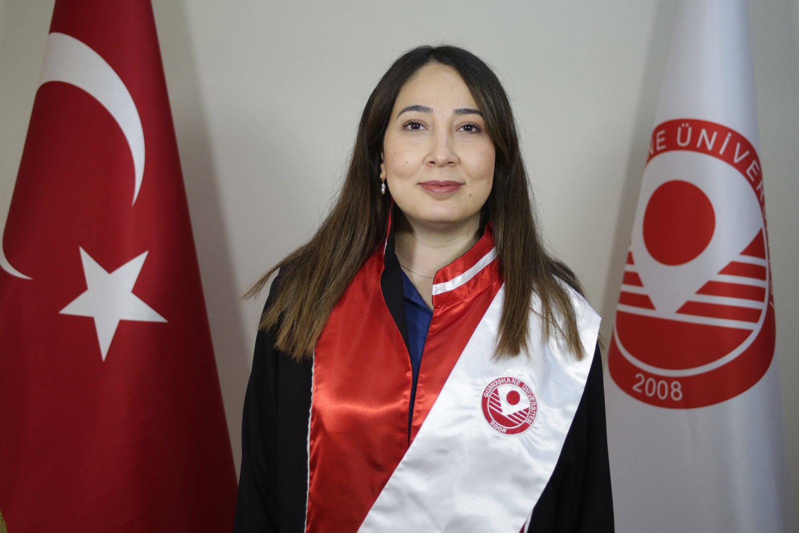Yüksekokulumuz Sosyal Hizmet ve Danışmanlık Bölümü Hocalarımızdan Havva Şahin Dr. Öğr. Üyesi Kadrosuna Atanmıştır.