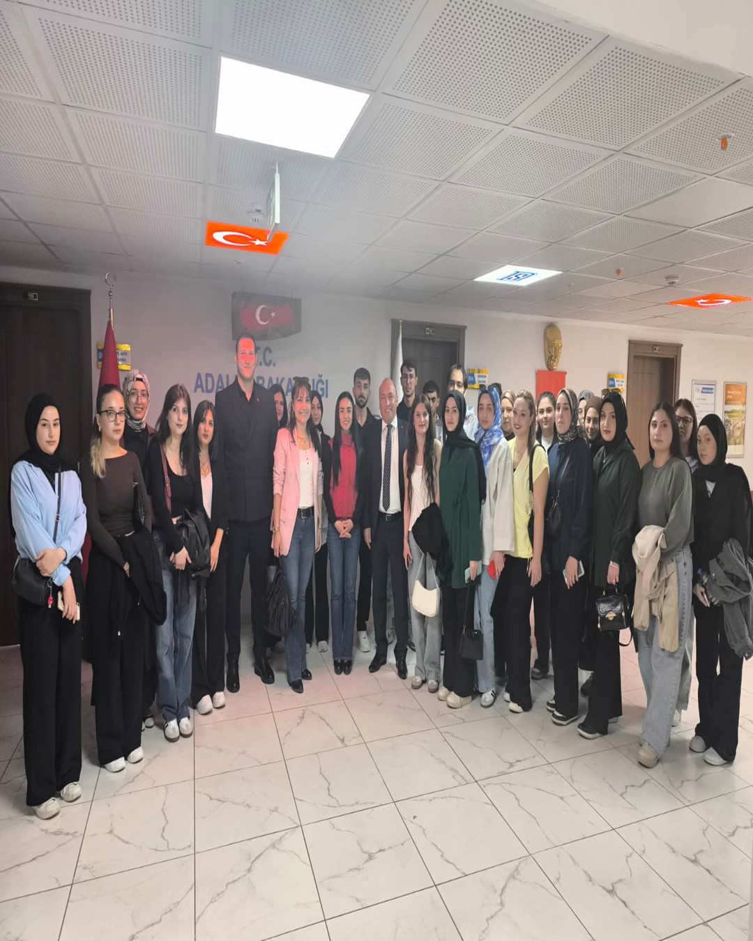 GÜMÜŞHANE ADLİYESİ DENETİMLİ SERBESTLİK MÜDÜRLÜĞÜ BİRİMİNE ZİYARET GERÇEKLEŞTİRİLDİ