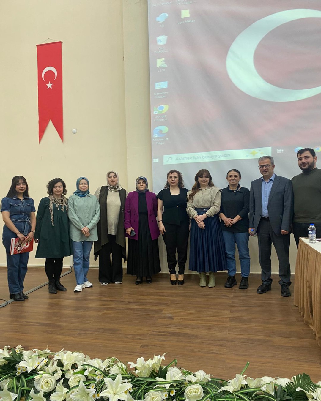 "Hayriye Ünal ile Şiir, Eleştiri ve Dergicilik Üzerine" etkinliği düzenlendi.