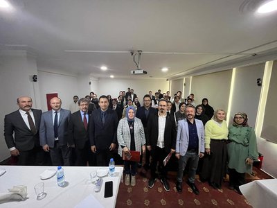 Liseden Üniversiteye Geçiş Sürecinde Akademik Deneyim Paylaşımı Etkinliği Gerçekleştirildi