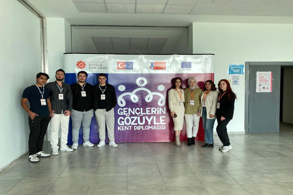 Öğrencilerimiz ‘'Gençlerin Gözüyle Kent Diplomasisi'’ Projesi Kapsamında Tunceli Munzur Üniversitesi’ni Ziyaret Etti